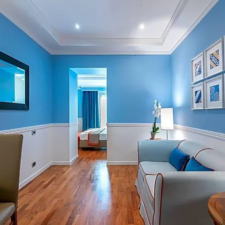 Palazzo Turchini 4* Nápoly