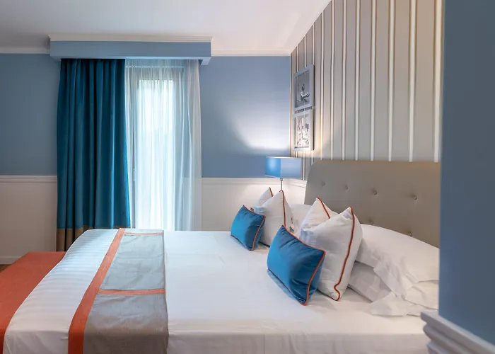 Palazzo Turchini 4* Napels