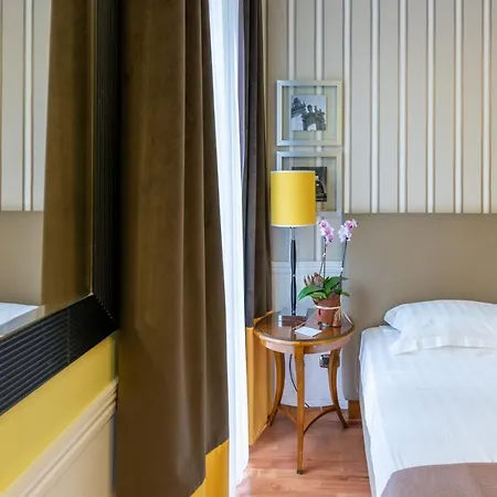 Palazzo Turchini 4* Neapol