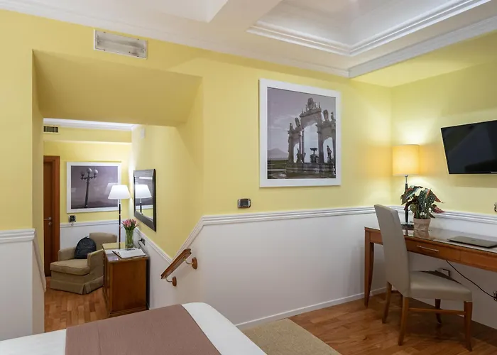 Palazzo Turchini 4* נאפולי