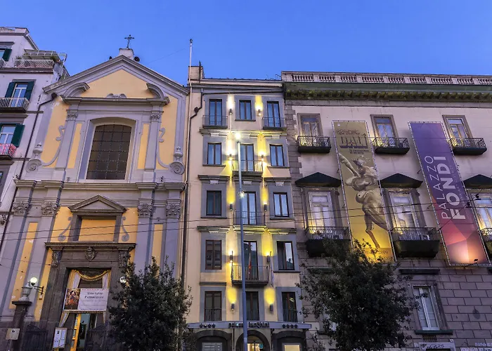 Palazzo Turchini 4* נאפולי